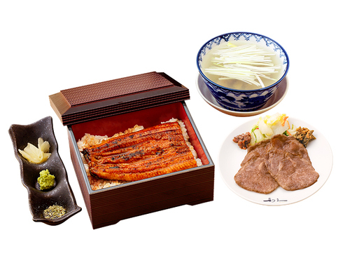 薄切り牛たん焼と鰻重定食　税込2,640円
